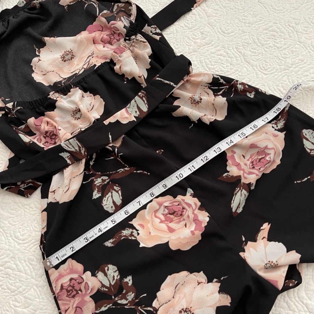 SHEIN Women’s Romper with Halter Top Floral Print Size Small - Picture 10 of 16